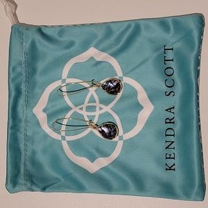 Kendra earrings